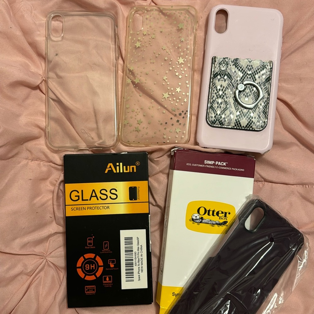 iPhone XS Max accessories